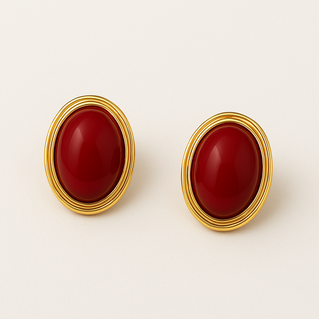 Rouge Studs