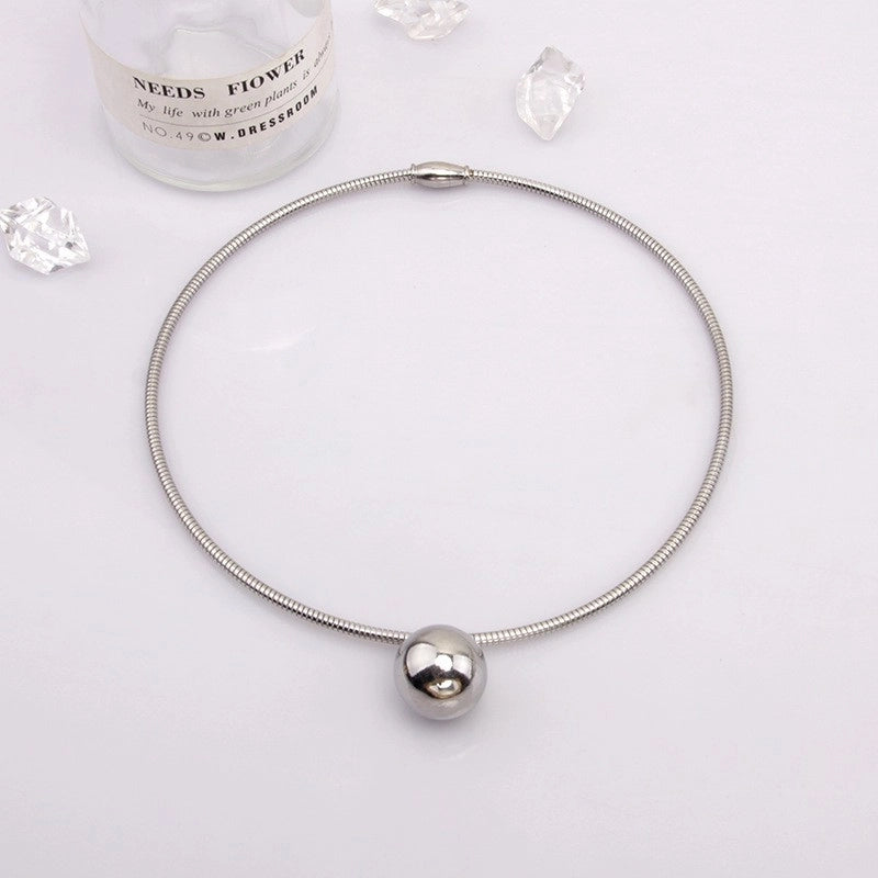 Sfera Necklace