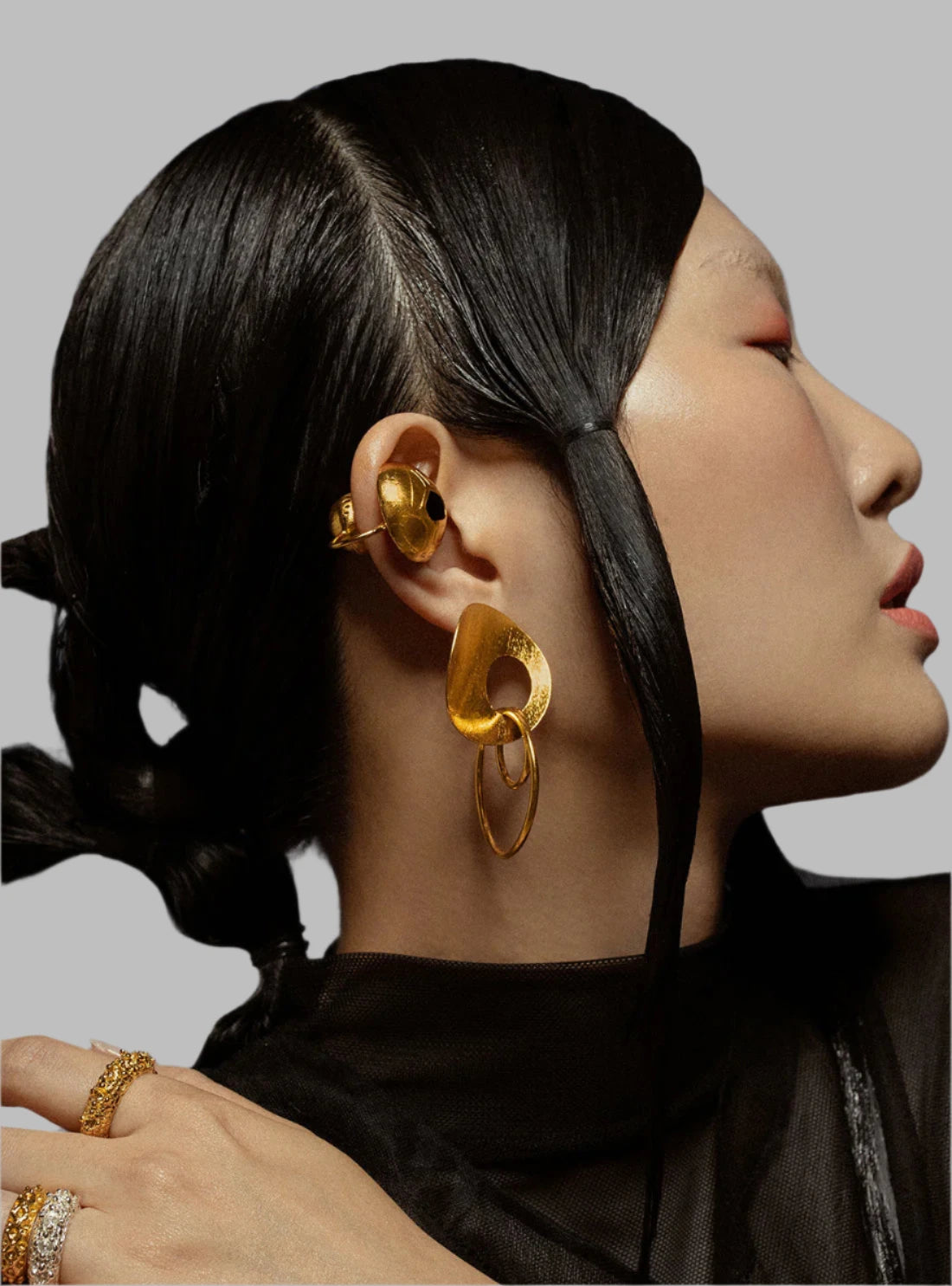 Susi Earcuff