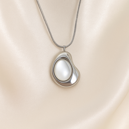 Nácar Necklace