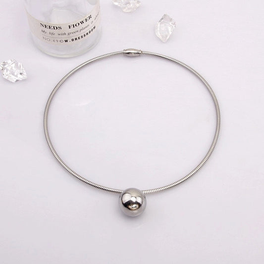 Sfera Necklace