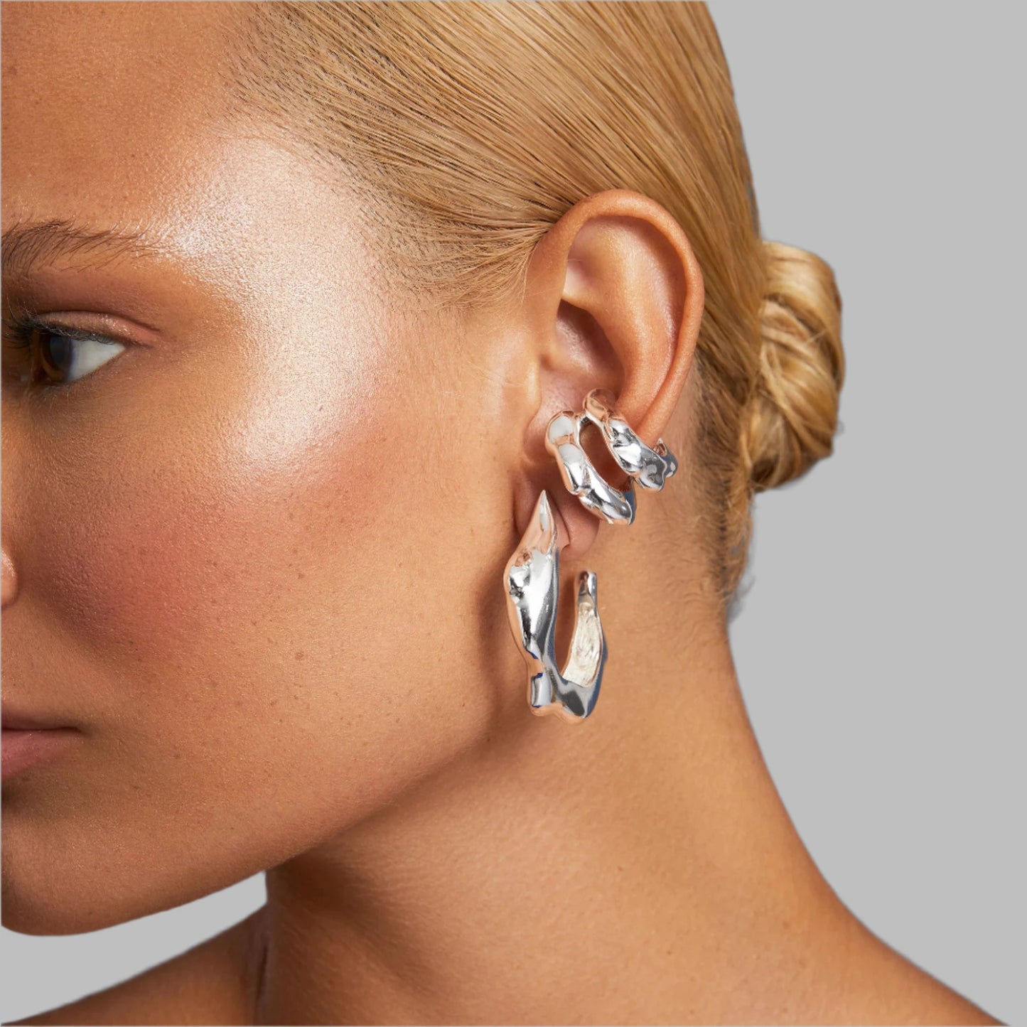 Onda Earrings